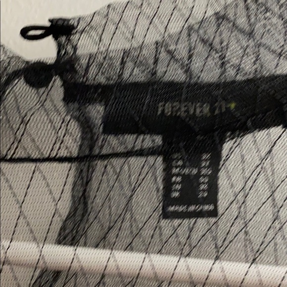 Forever 21 sheer blouse - Picture 4 of 4